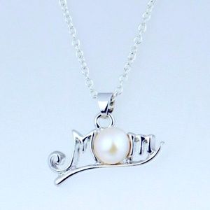 New 925 Silver Cultured Pearl Mom Necklace